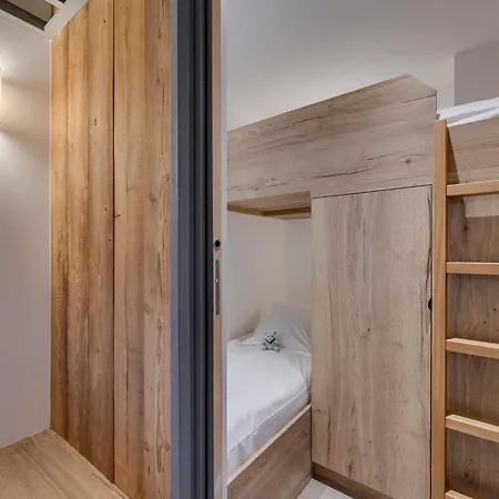 Appartement A Tignes, 4 Pers., Proche Pistes - Fr-1-641-120 *